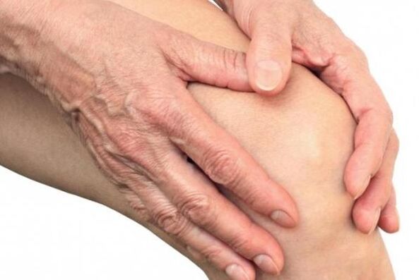 dolore al ginocchio con artrite e artrosi
